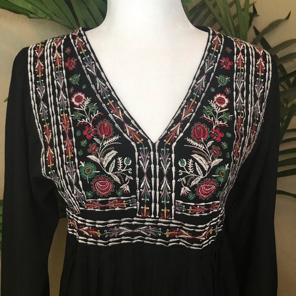 Knox Rose Embroidered Top-Blouse - Size: XS - Picture 10 of 17